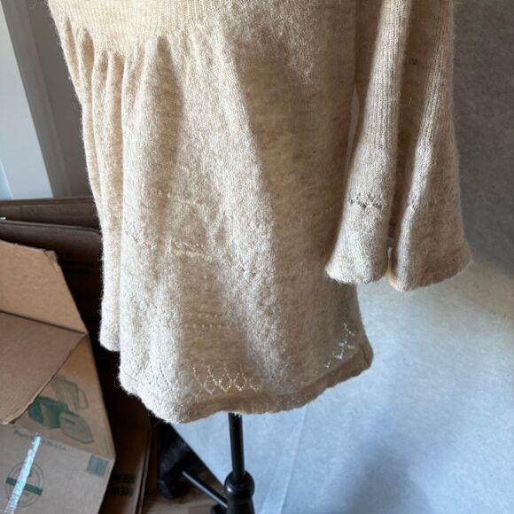 Feather Bone Anthropologie S Whitney Merino Alpaca Bell Sleeve Sweater - Picture 6 of 9
